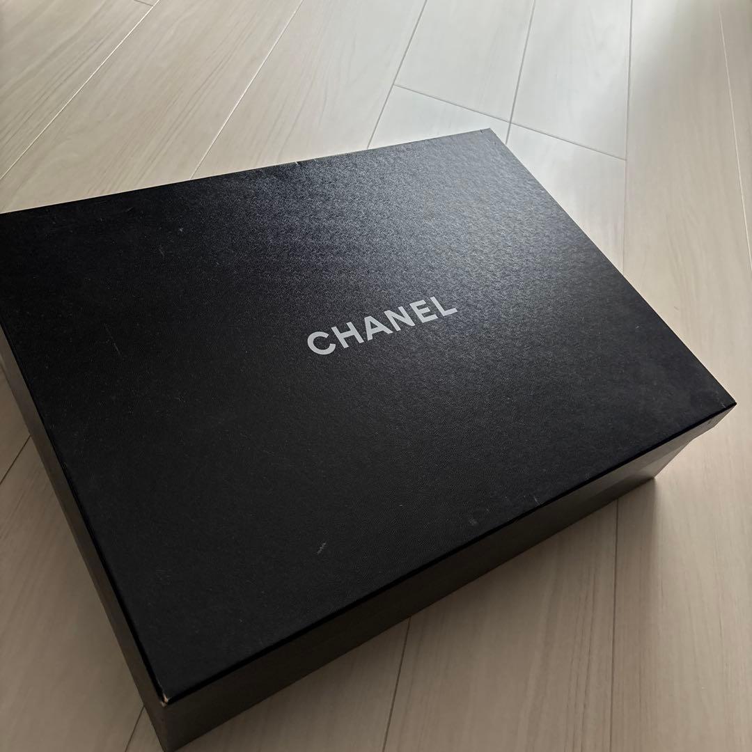Chanel 長靴 ブラック 花モチーフ
