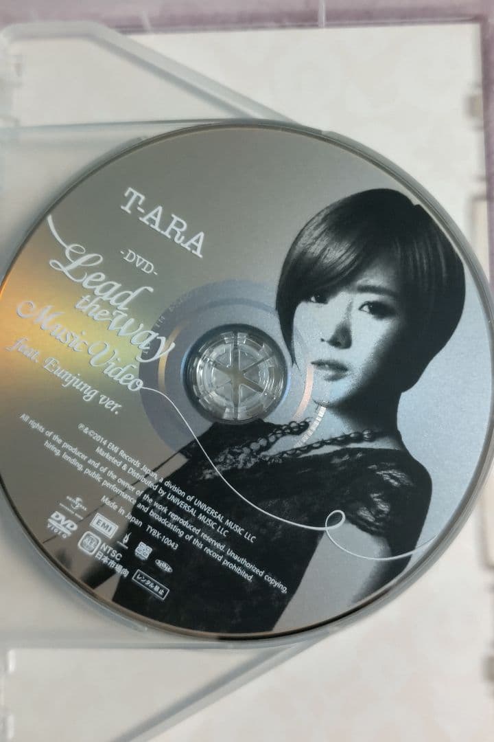 T-ARA　Lead the way/ LA`booN 初回限定盤B BOX