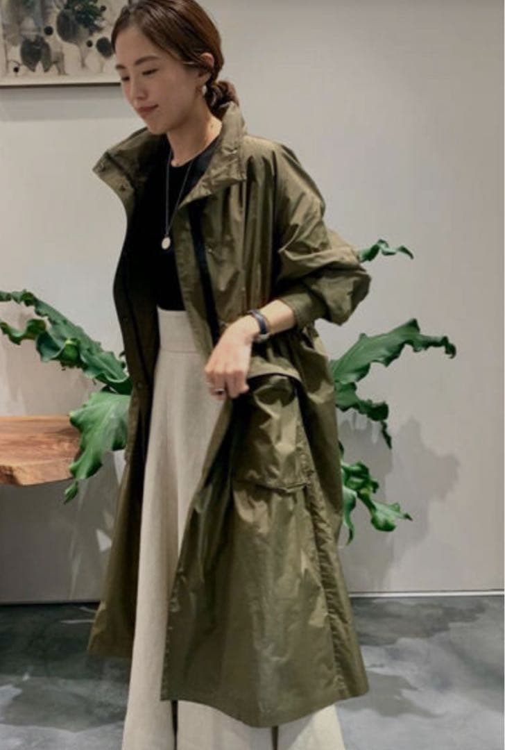 M*o様 chaos人気プリズムライトコート美品