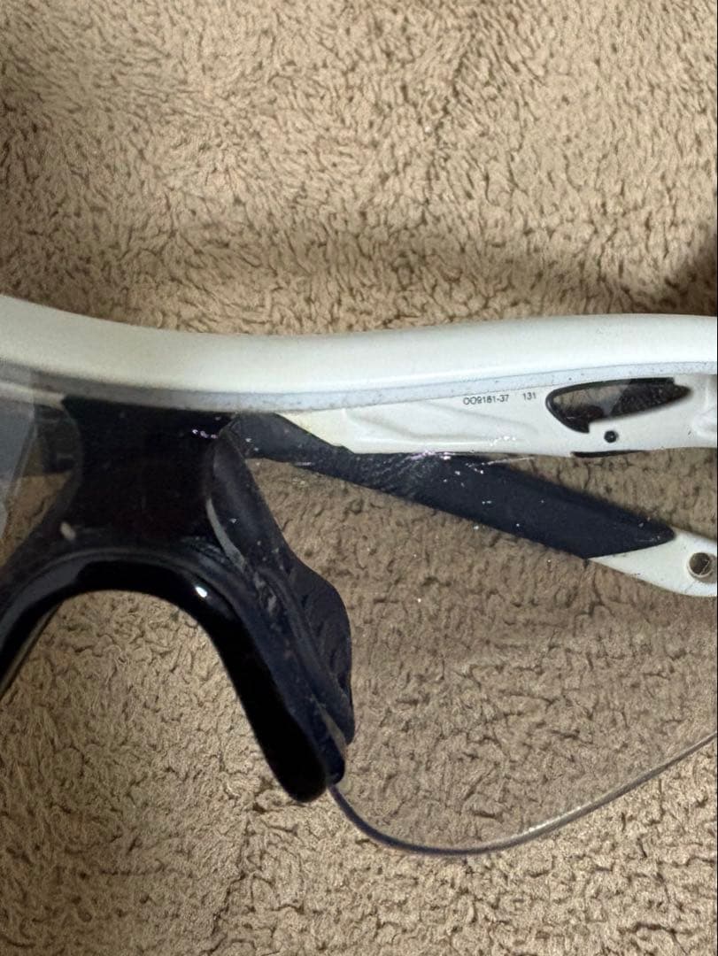 OAKLEY RADAR EV「Photochromicレンズ」「調光レンズ」