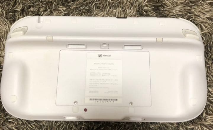 任天堂 WiiU 本体、パット