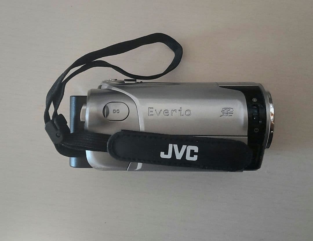 JVC Everio エブリオ GZ-HM450 ビデオカメラ　40倍ズーム