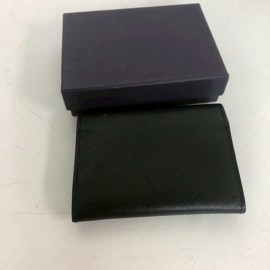 PRADA プラダ 三角ロゴ 三つ折り財布 サフィアーノレザー 黒