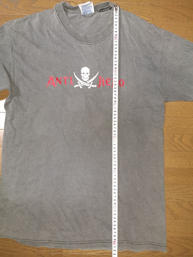 オールド　Tシャツ　スピットファイア　DLX　アンチヒーロー　古着　フェード　Ｍ