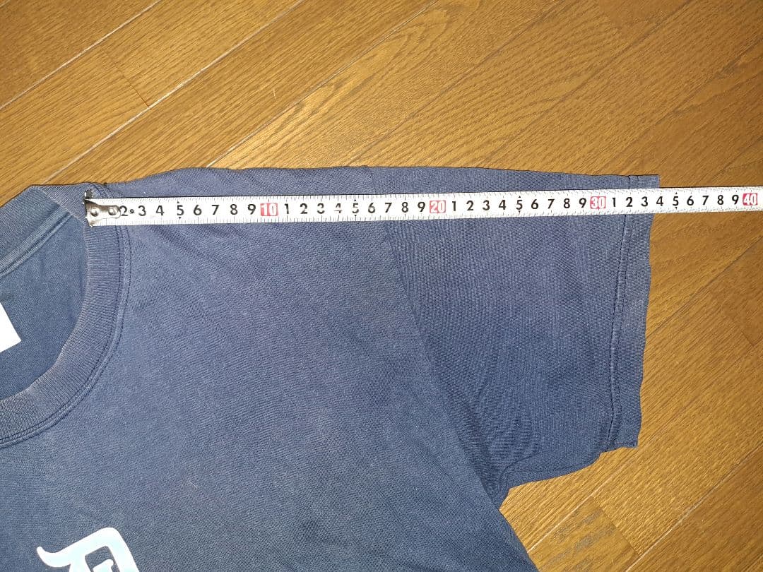 オールド　Tシャツ　スピットファイア　DLX　アンチヒーロー　古着　フェード　Ｍ