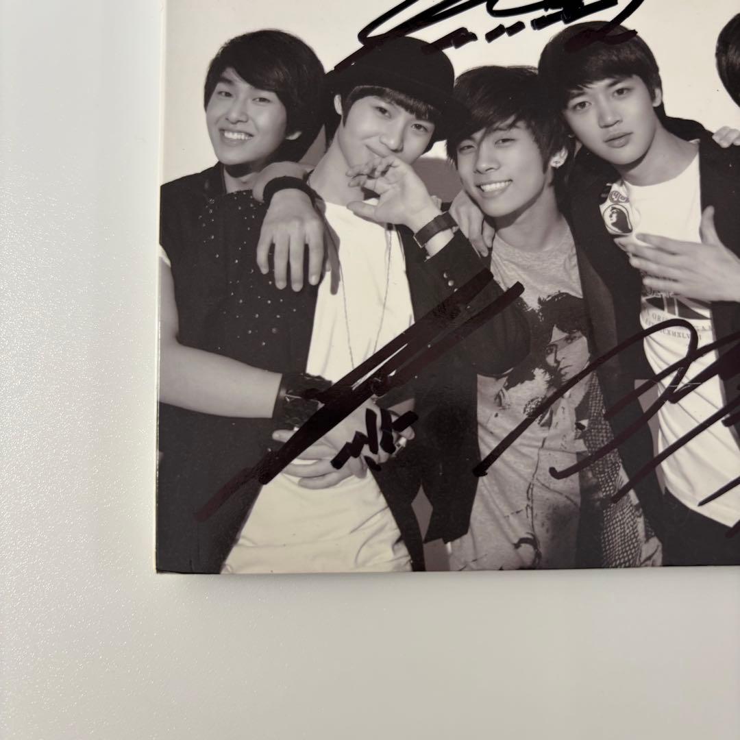 SHINee AMIGO 直筆サイン 全員 ジャケット＋歌詞カード 両面サイン
