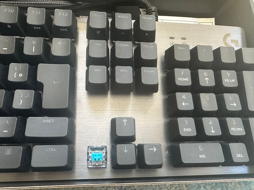 ロジクール G512 CARBON ゲーミングキーボード　青軸