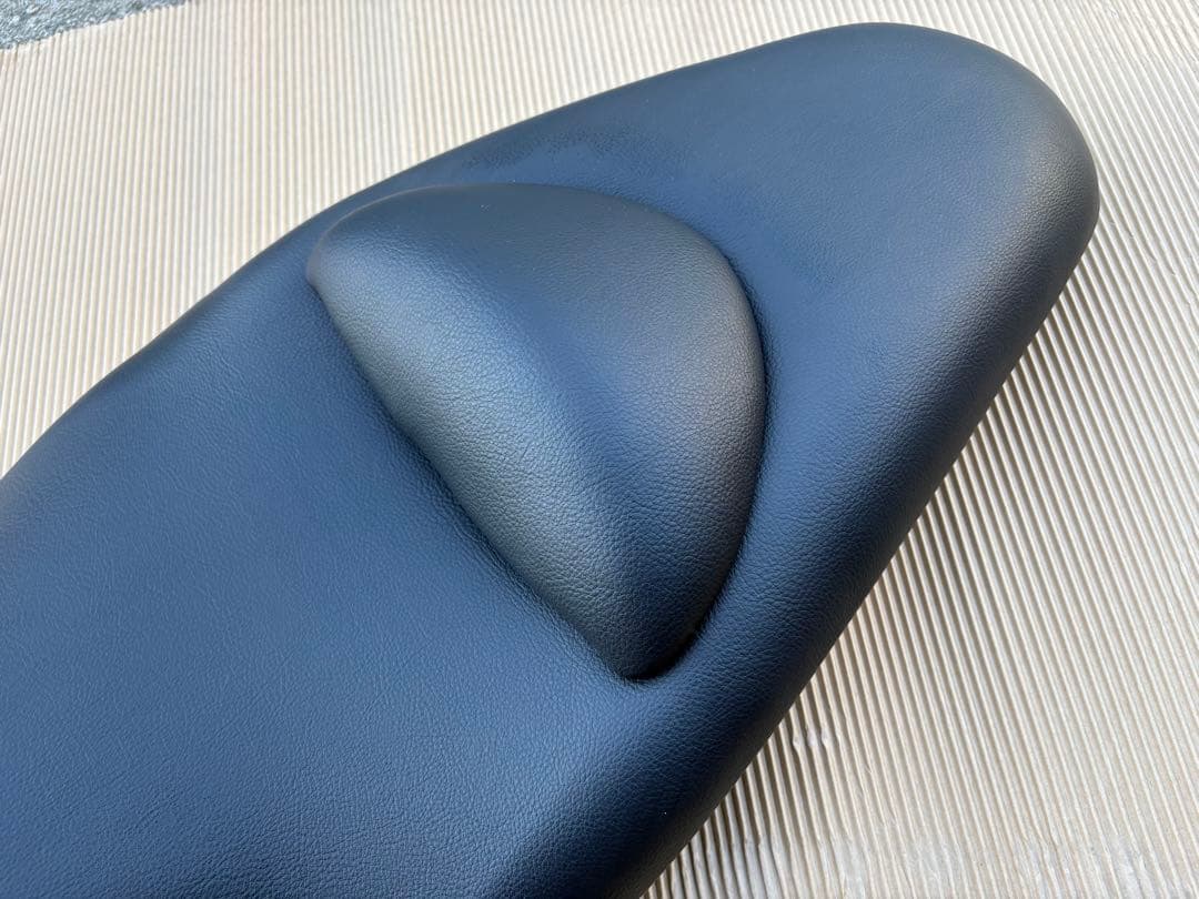 【純正中古張替】 ホンダ pcx125 JF28 張り替え後未使用