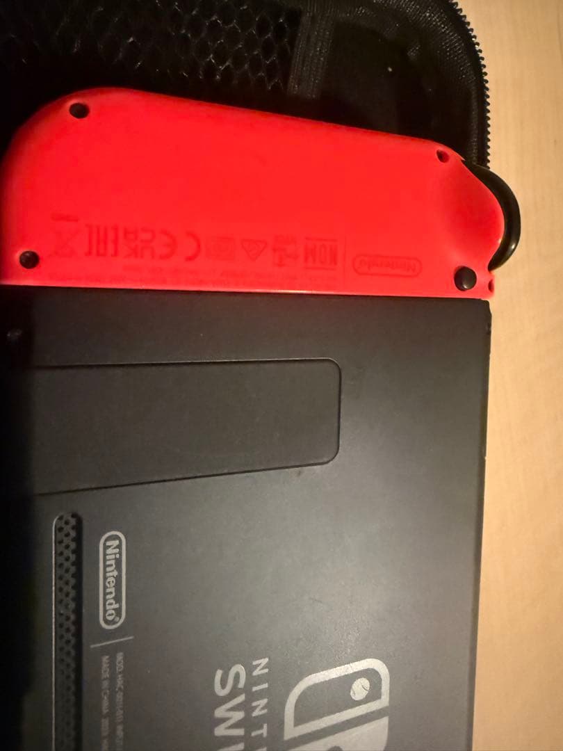Nintendo Switch 本体 青/赤　ケース付き　ジョイコン訳あり