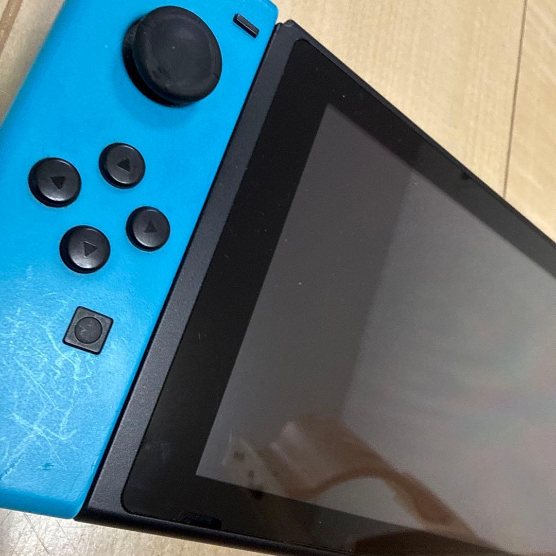 Nintendo Switch 本体 青/赤　ケース付き　ジョイコン訳あり