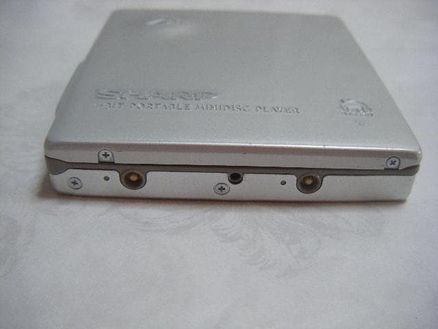 4⃣ SHARP MDプレーヤー MD-DS8・画像で判断下さい