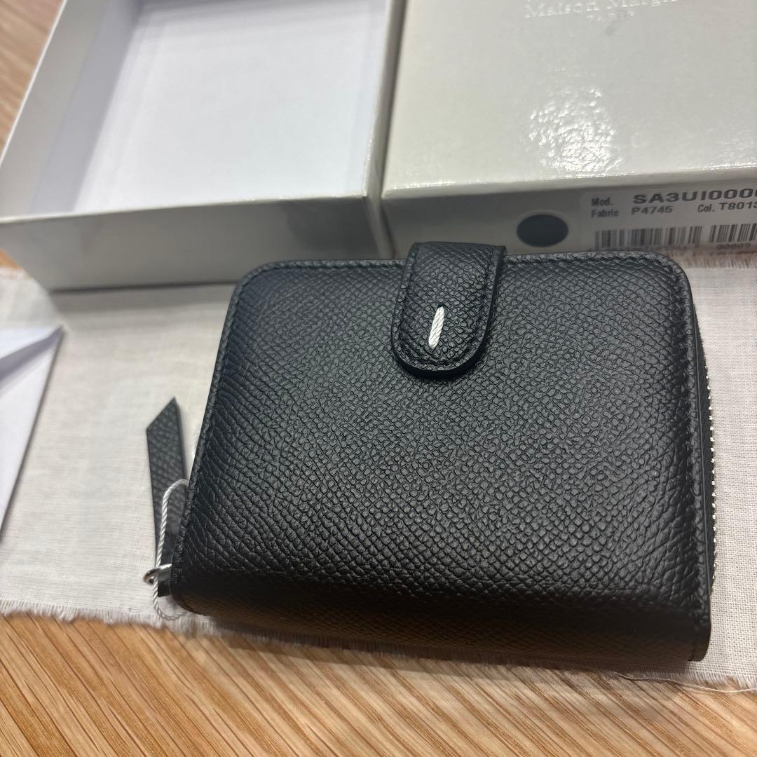 Maison Margiela 　ミニウォレット　二つ折り財布　ブラック　牛革