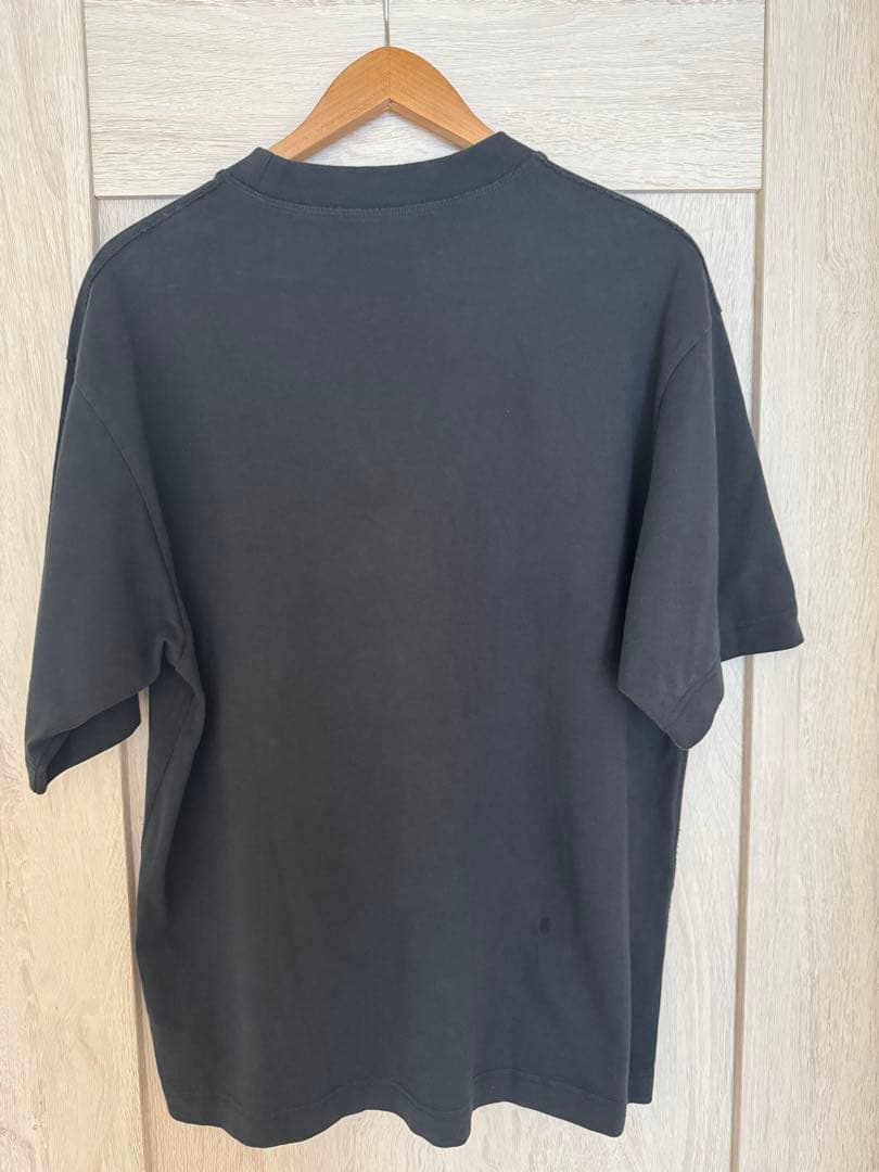 Acne Studios ダークグレー Tシャツ