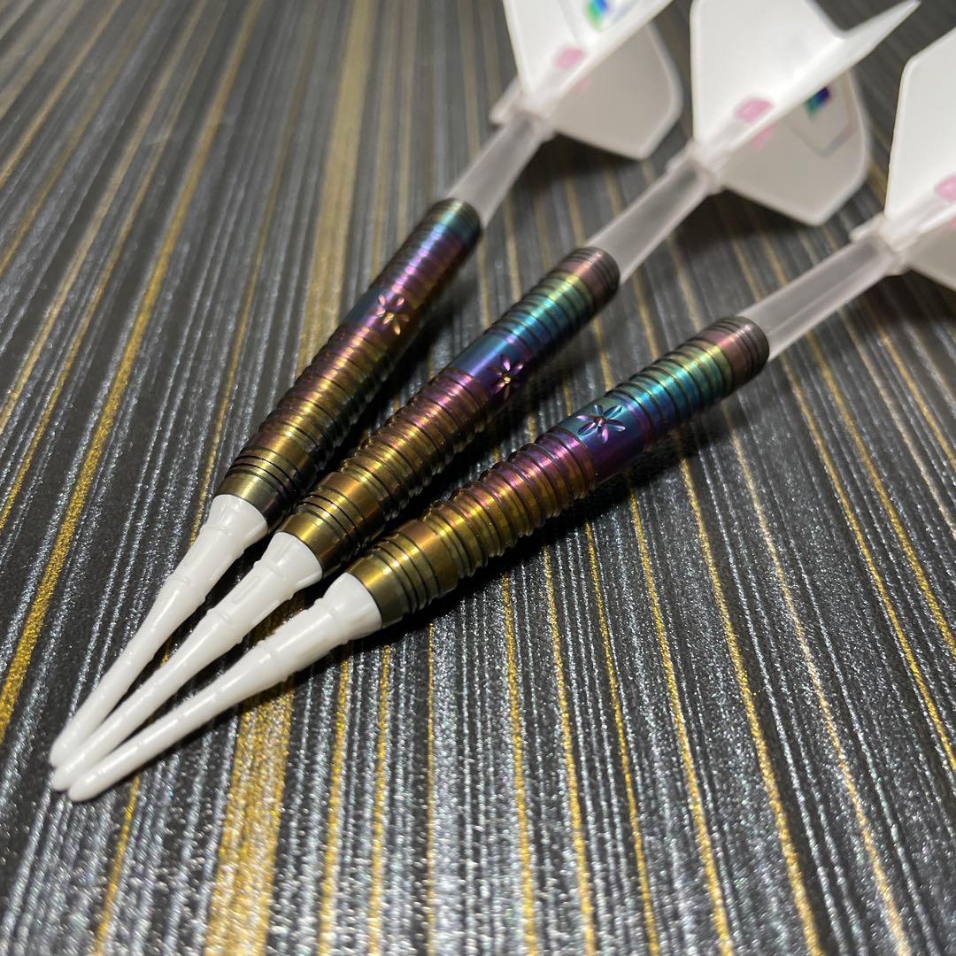 定価17000円 ソフトダーツ ペスカ US レインボー 林 桃加 プロ