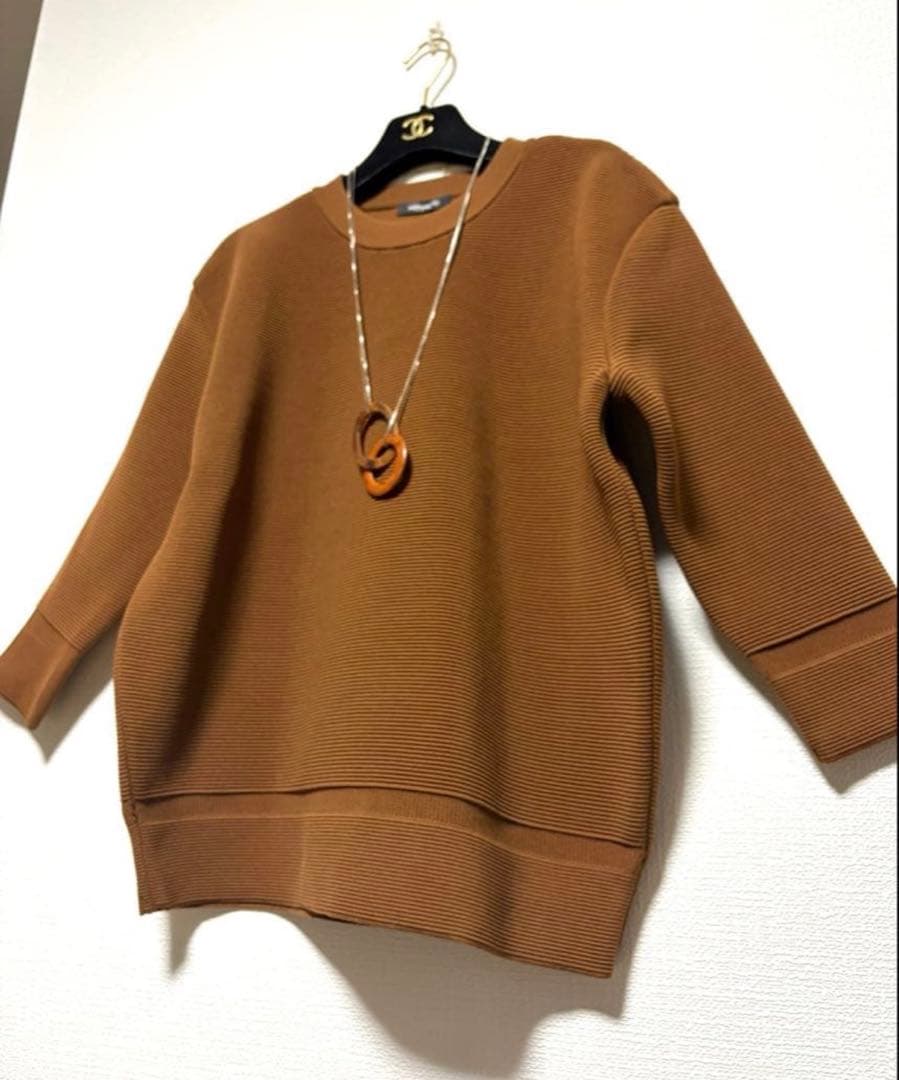 新品　モラビトプルミエ　軽量ニットカットソー　38