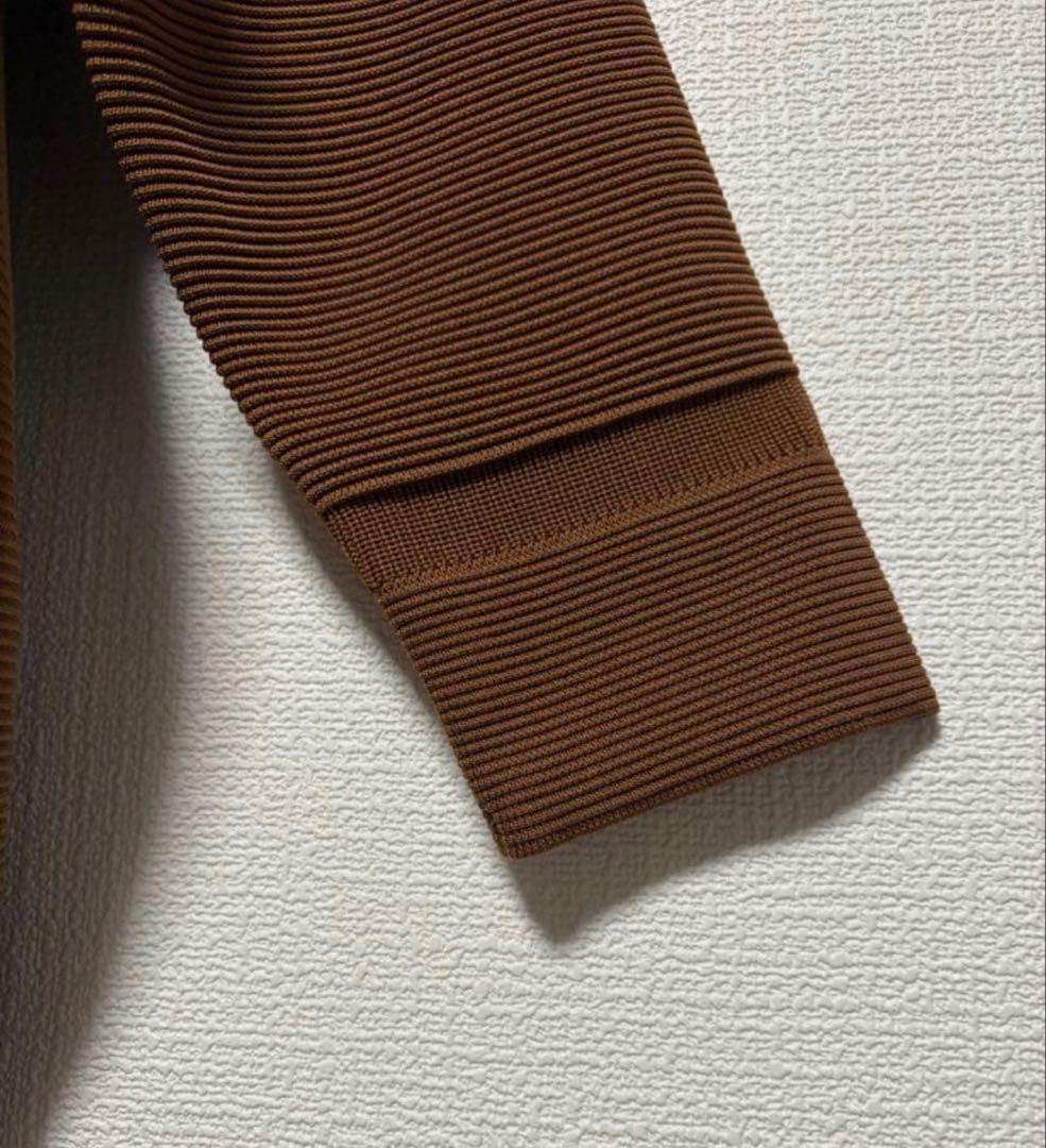新品　モラビトプルミエ　軽量ニットカットソー　38