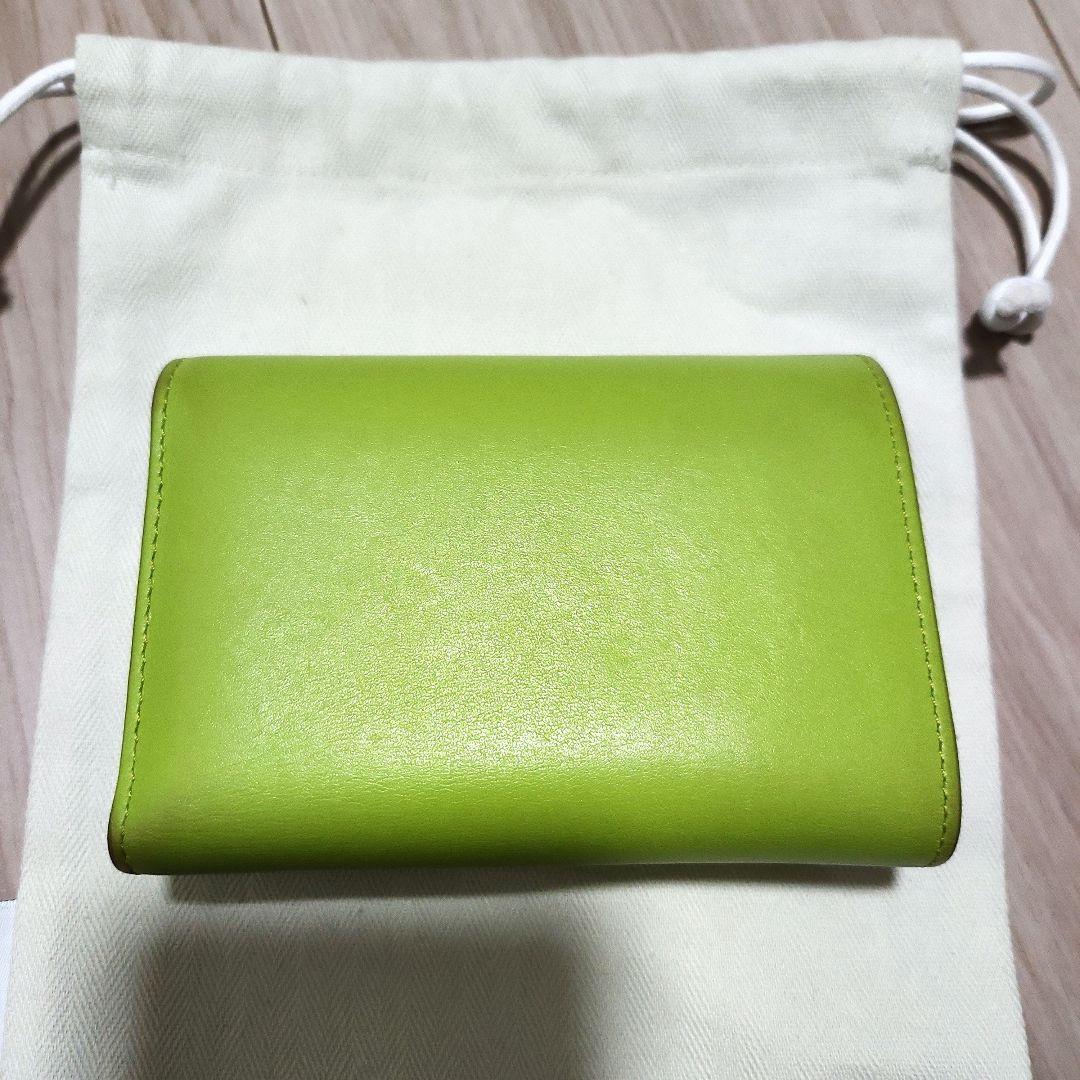 LOEWE ペブルバーティカルウォレット スモール(シャイニーナパカーフ)