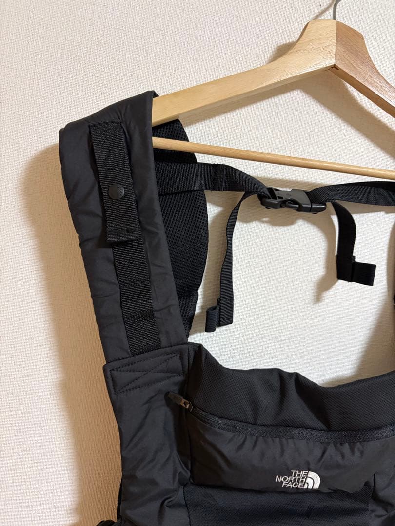 ノースフェイス　抱っこ紐　ブラック