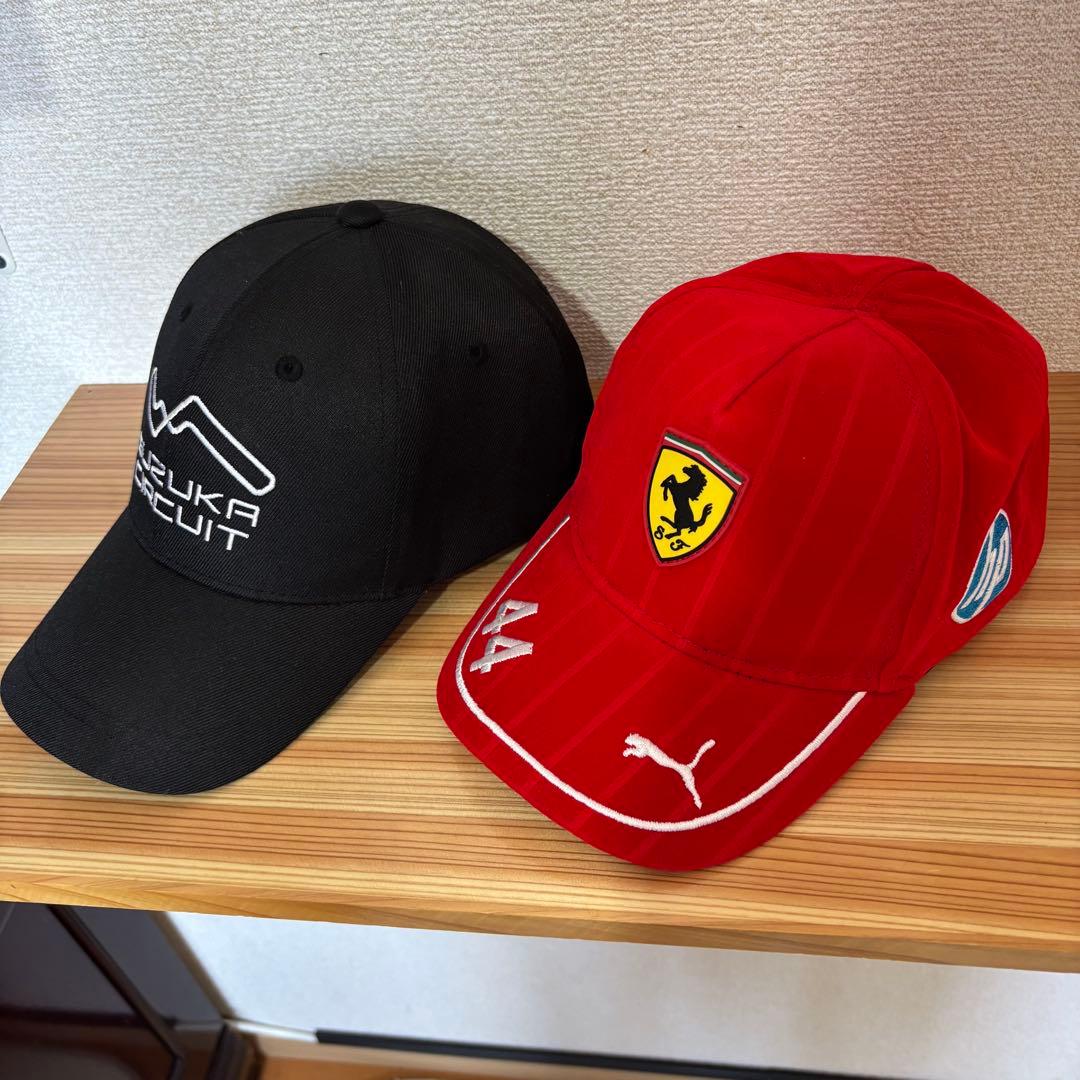 F1 SUZUKA CIRCUIT & フェラーリ ハミルトン キャップセット