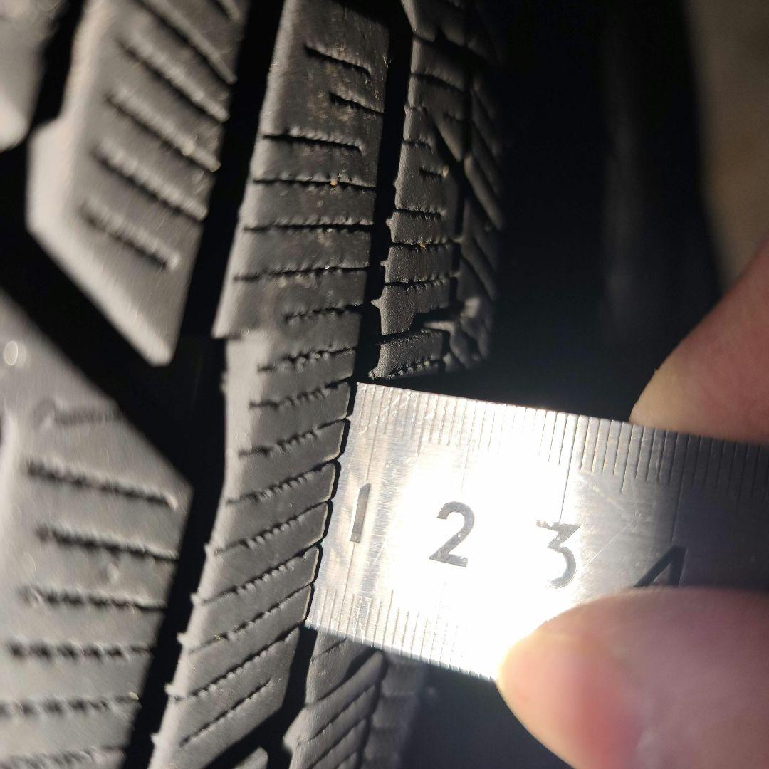 215/60R16 YOKOHAMAタイヤ　スタッドレスタイヤ　2本セット