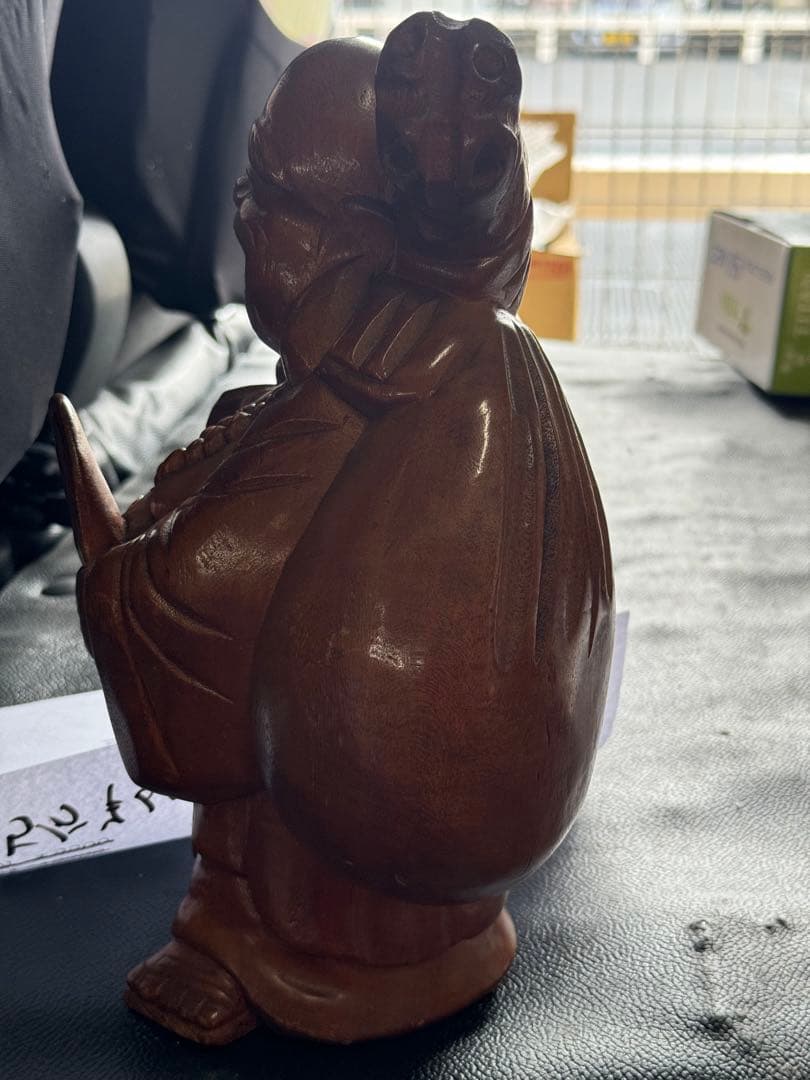 布袋尊(木彫り) とても美しい