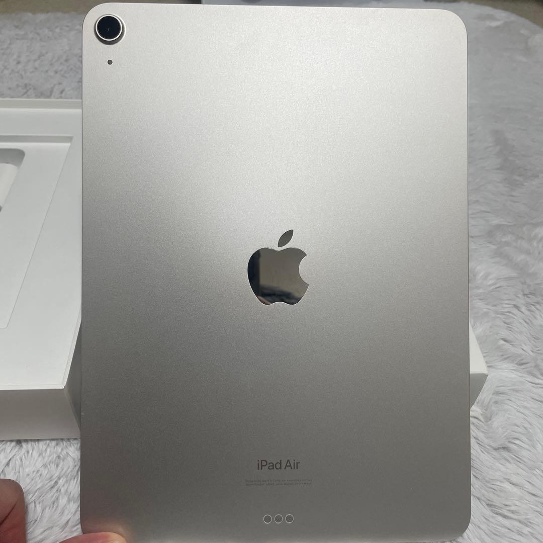 M*n様 iPad Air 第5世代 スターライト 64GB