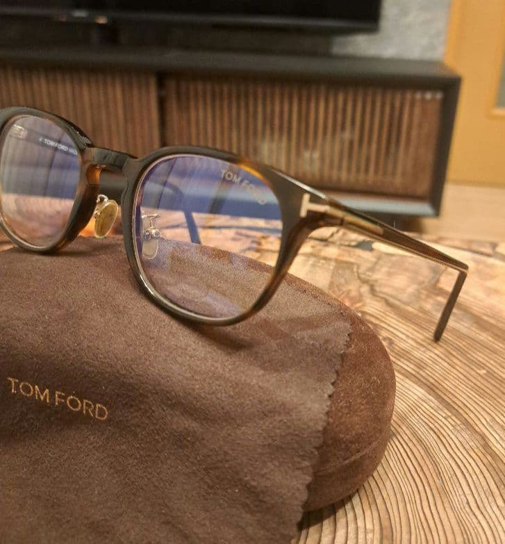 美品 TOM FORD 眼鏡 TF5725-D-B 052 トムフォード