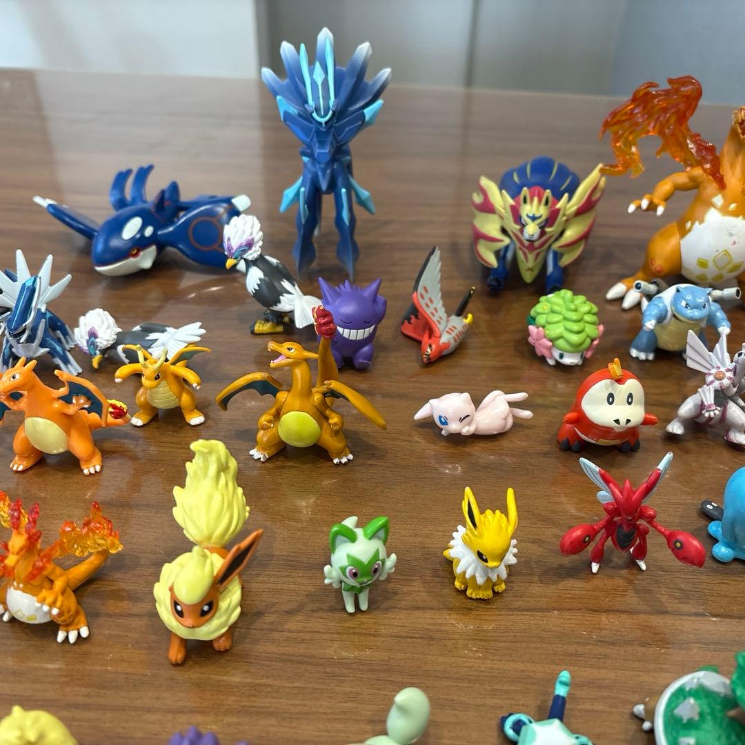 ポケモンフィギュア　まとめ売り　81体