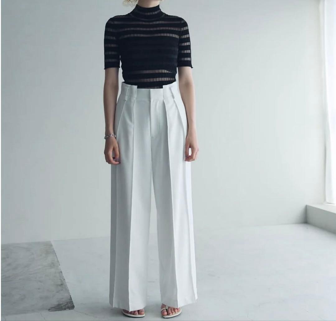 タイムSALEです　★新品未使用　Cygne シアー ハイネック 半袖 トップス