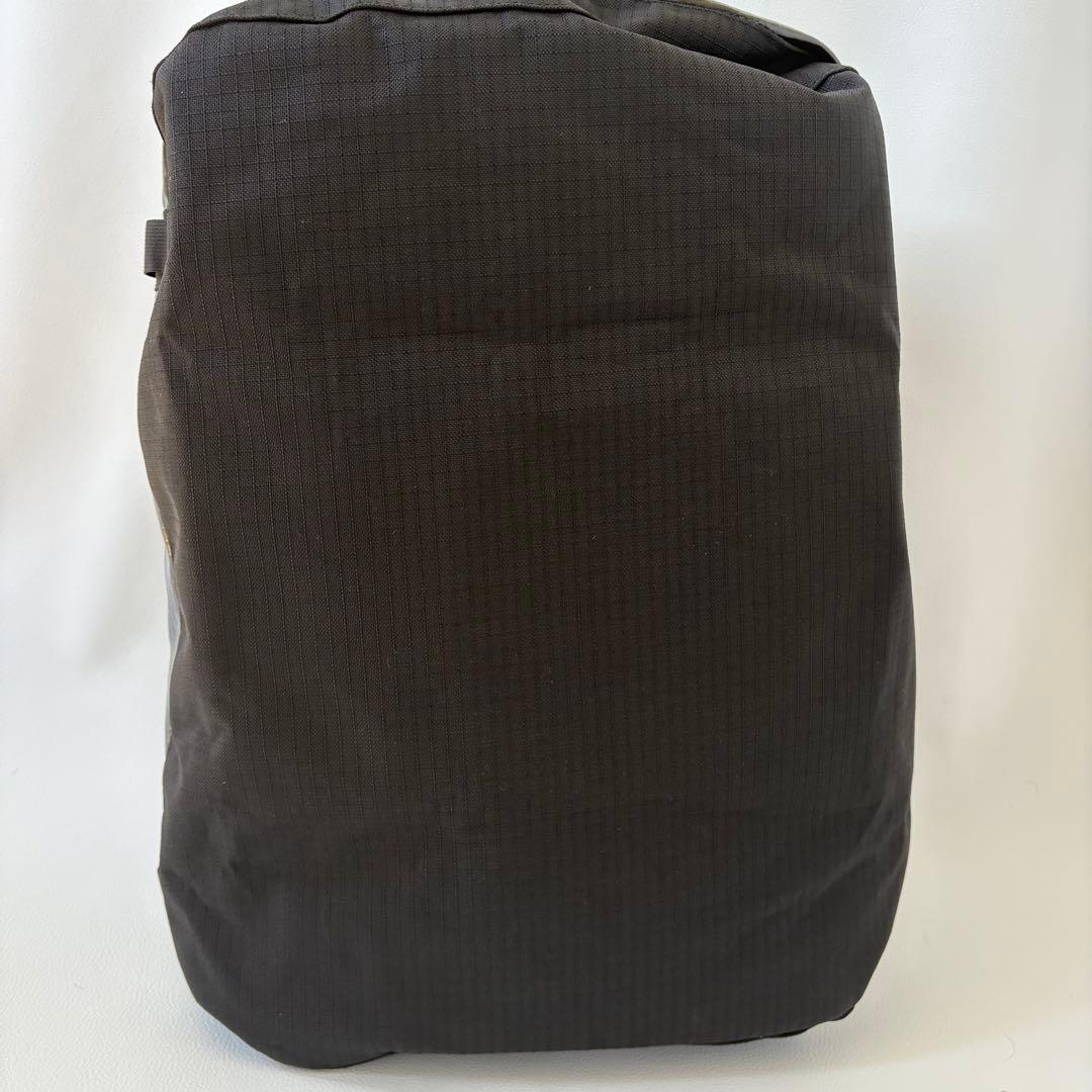 未使用級 patagonia ブラックホール ダッフル 40L ブラック