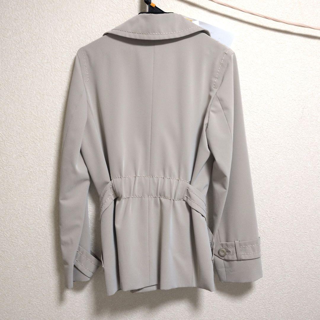 Max Mara マックスマーラ ショート丈 スプリングコート とろみ素材 ロゴ