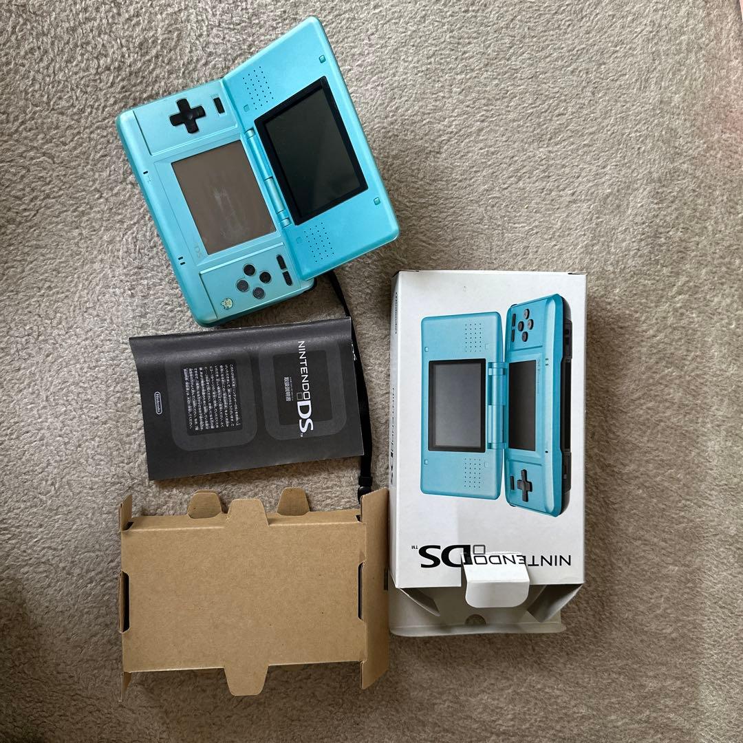 Nintendo Switch Nintendo NINTENDO DS NTR-S-TBKA