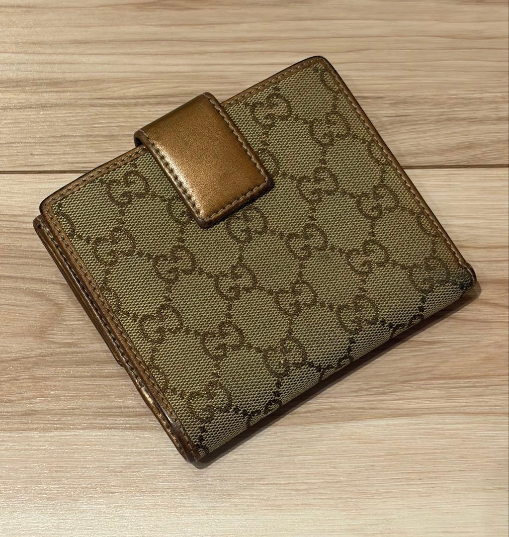 【美品】GUCCI ラブリー GGキャンバス インターロッキング 二つ折り財布