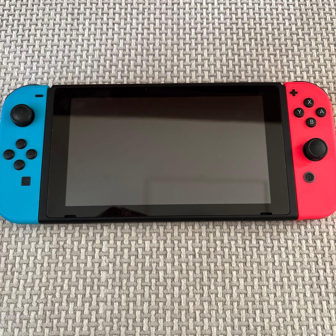 Nintendo Switch 本体 (青/赤)