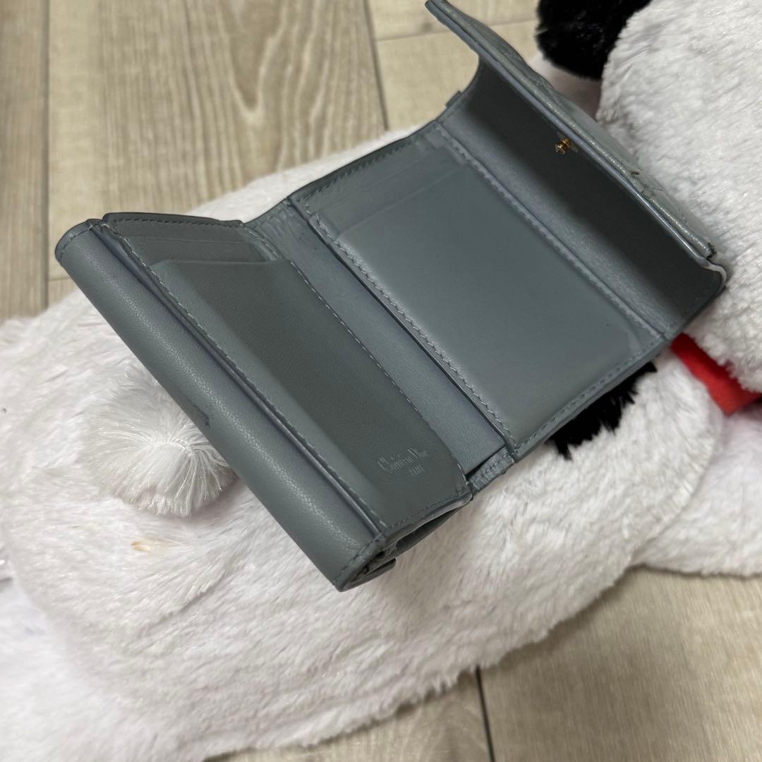 Dior グレー キルティング 三つ折り財布