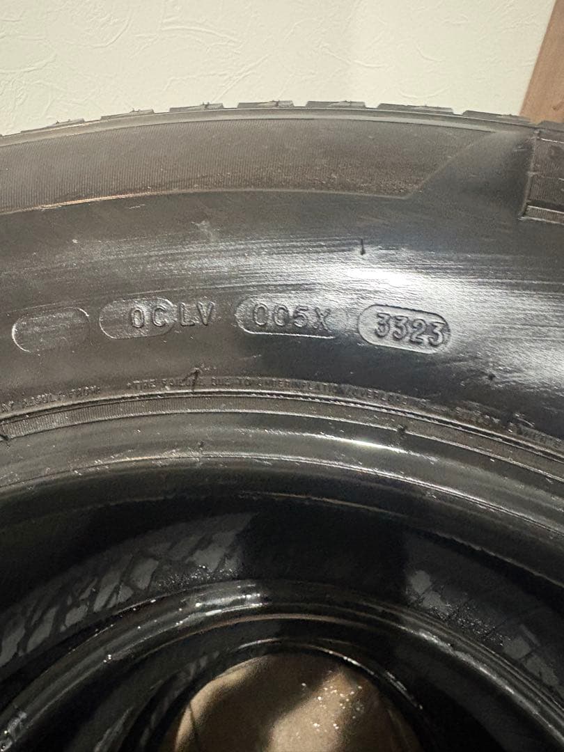 2023年製サマータイヤ　265/65R17 バリ溝