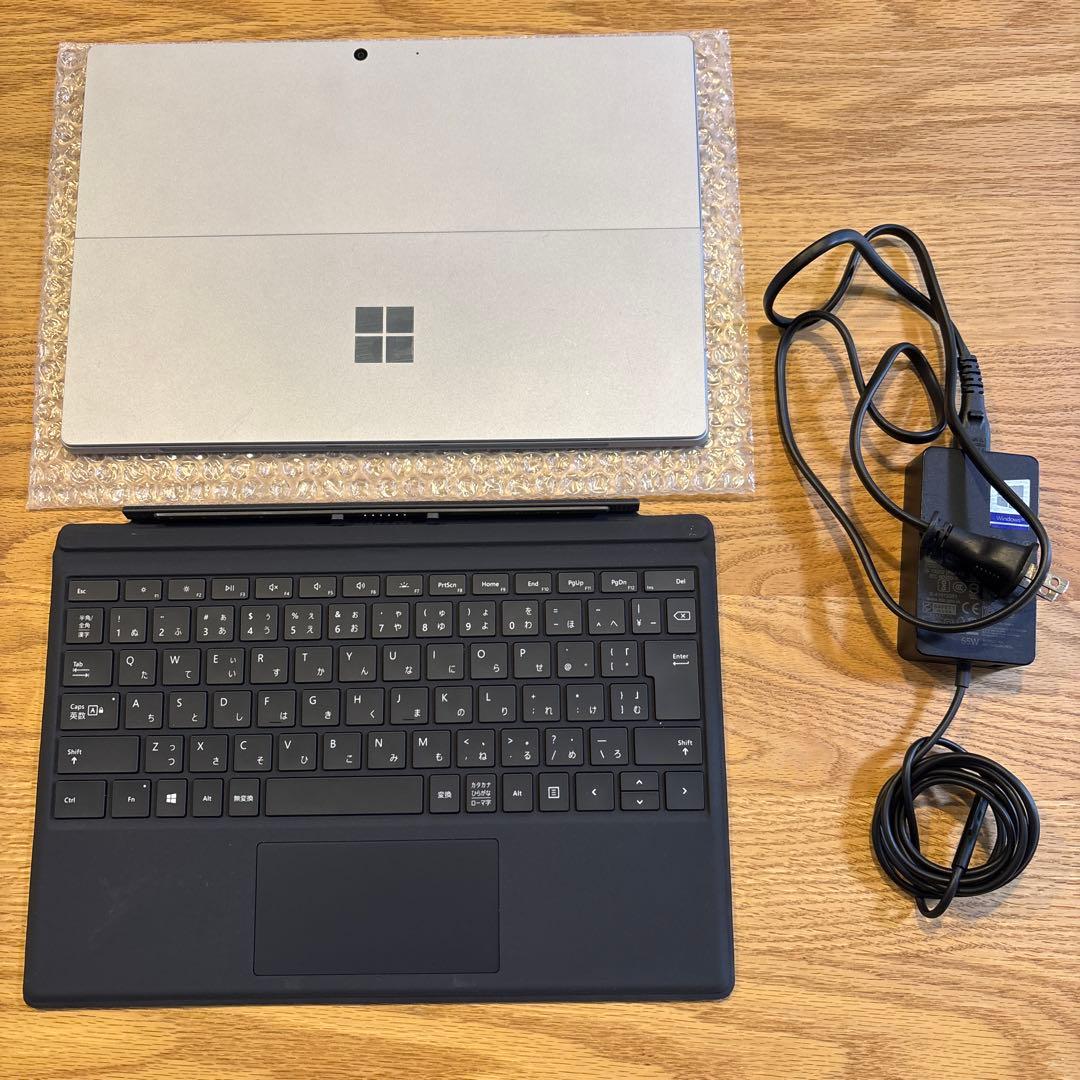 【週末値下げ】Microsoft Surface Pro 7 256GB 8GB