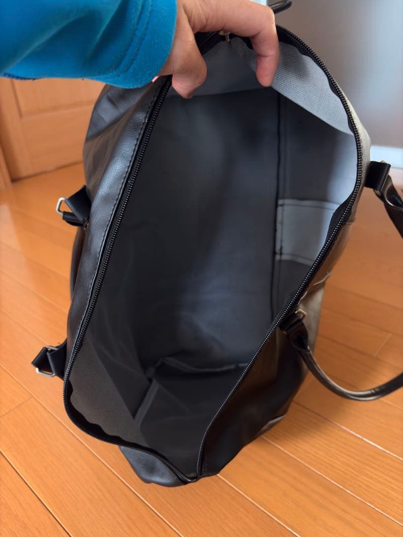 BEAMS ブラックレザーボストンバッグ