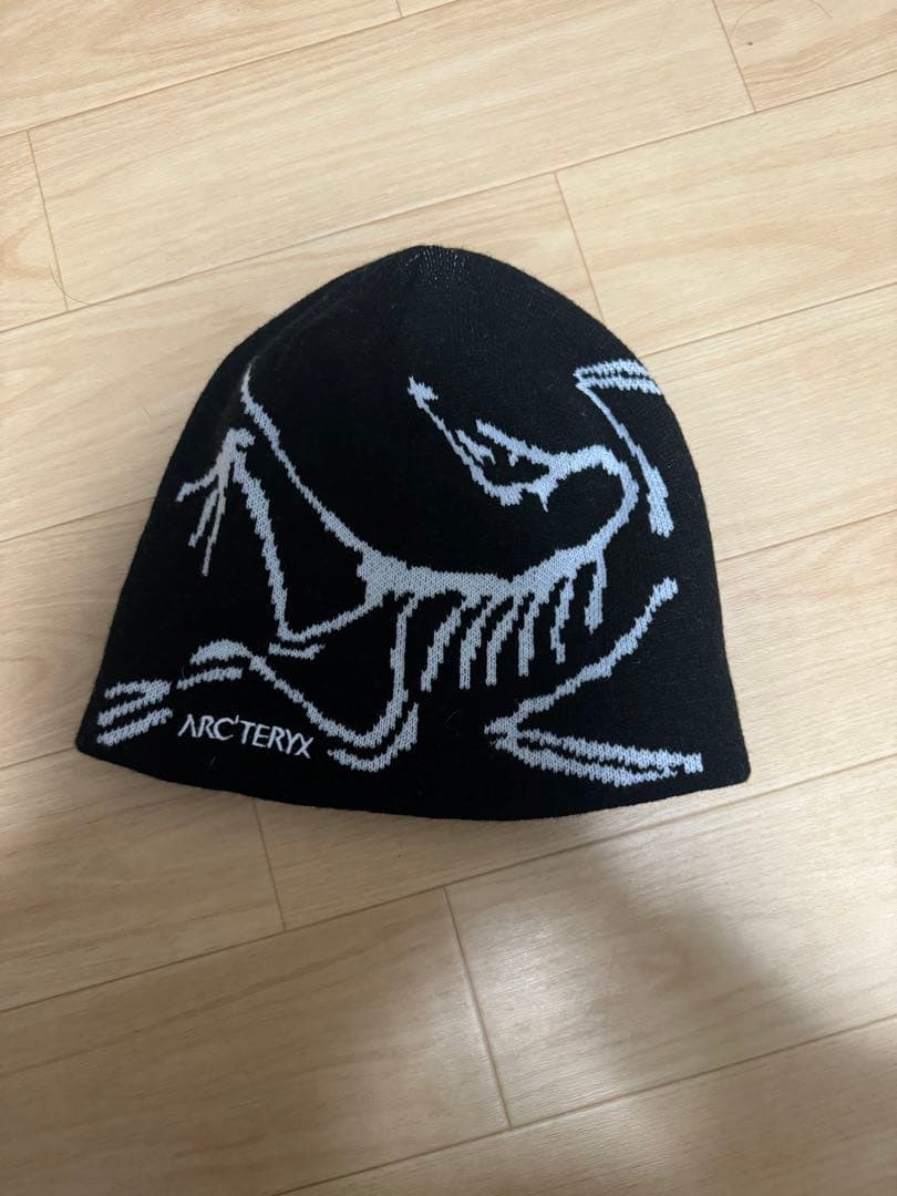 アークテリクス Arc’teryx 黒ビーニー