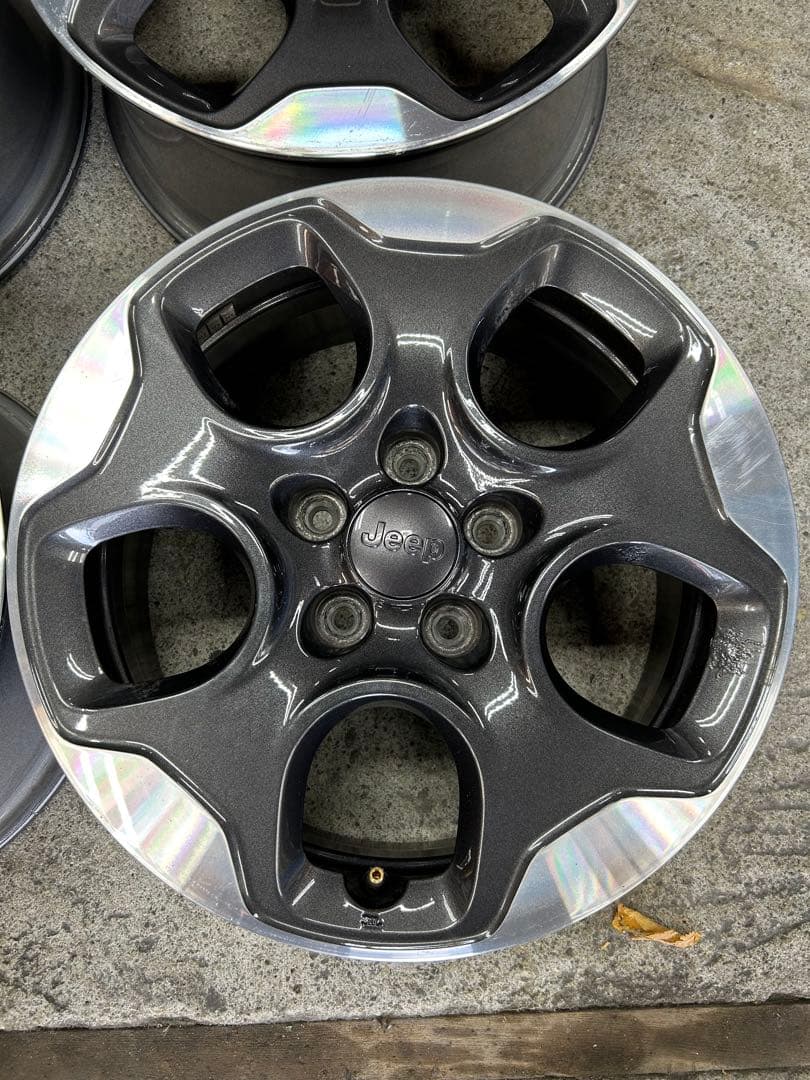 ジープ　レネゲード　純正16インチホイール4本