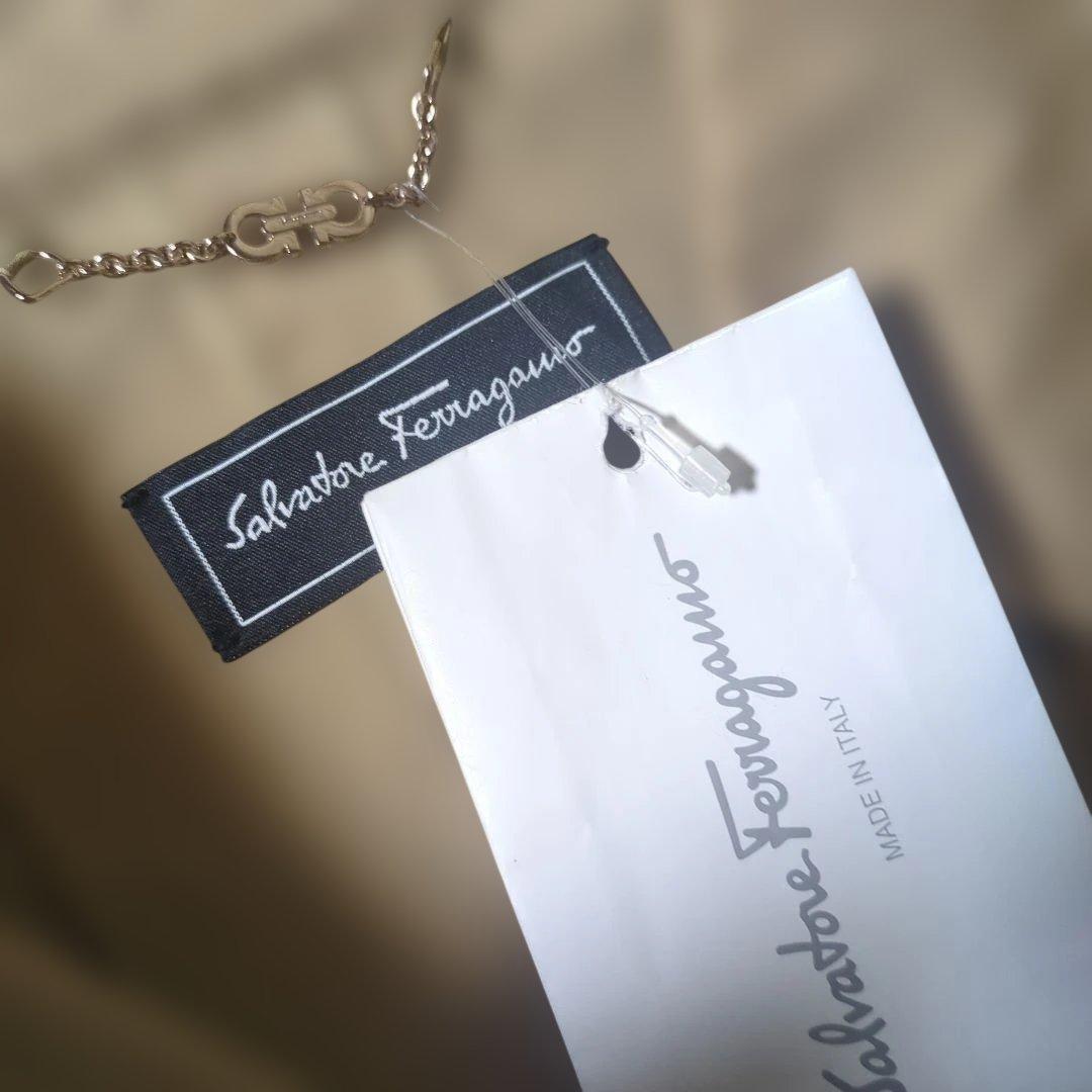♥️春一番公式アカウント02です♥️新品Ferragamo ジャケット