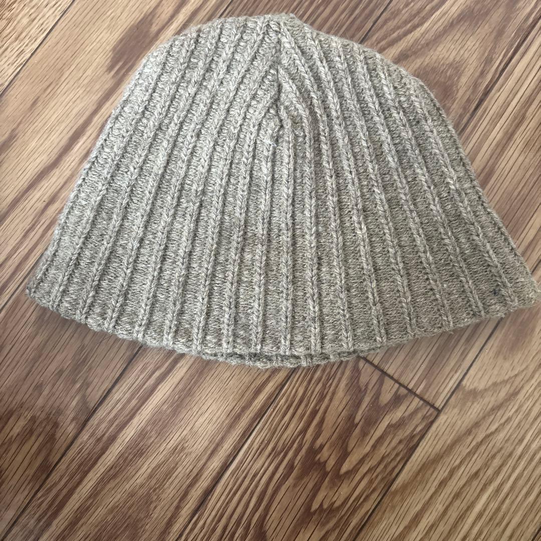 supreme ベージュ リブ編み ニット帽　パタゴニアロゴ