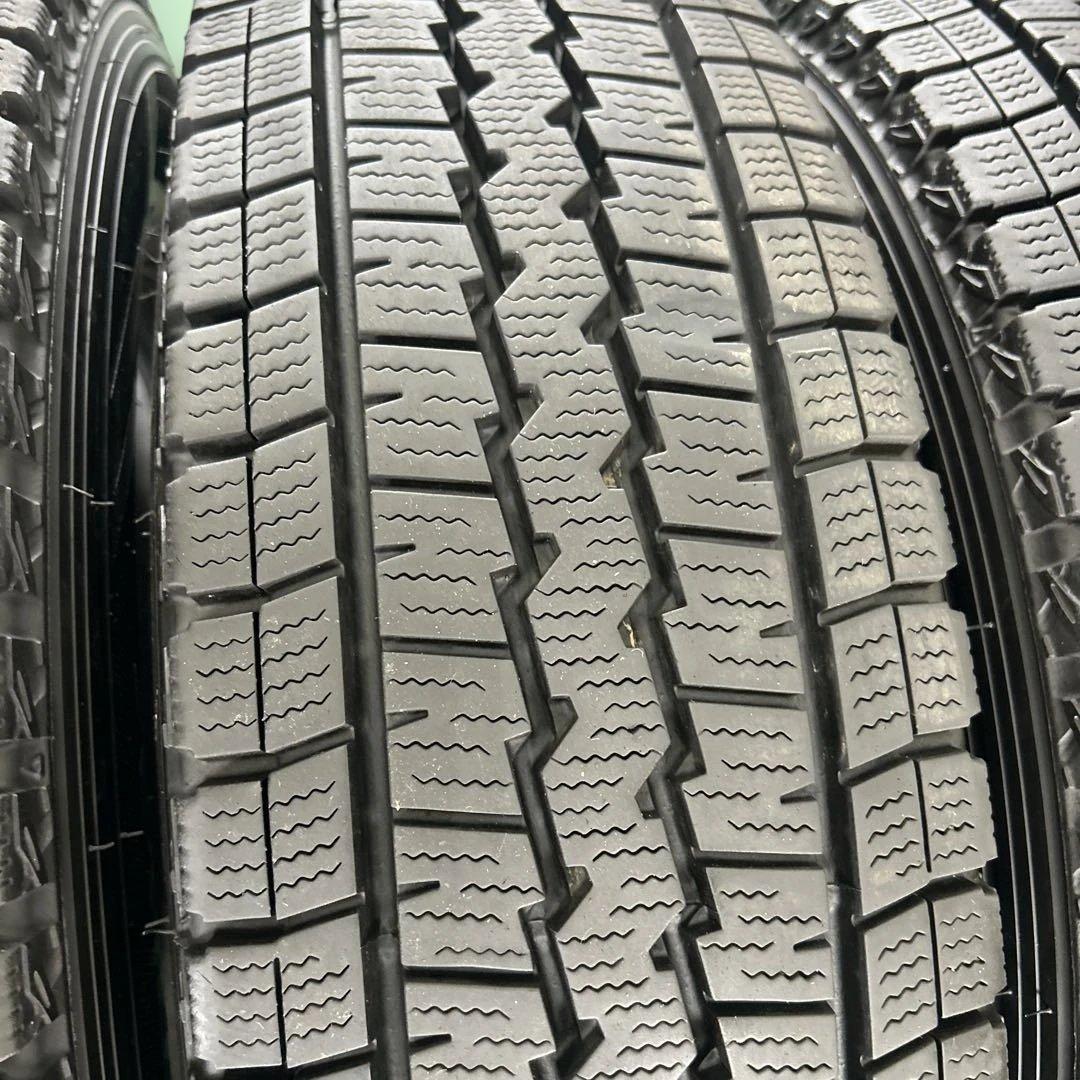 中古スタッドレス195/80R15LTダンロップ　ハイエース、キャラバン等に