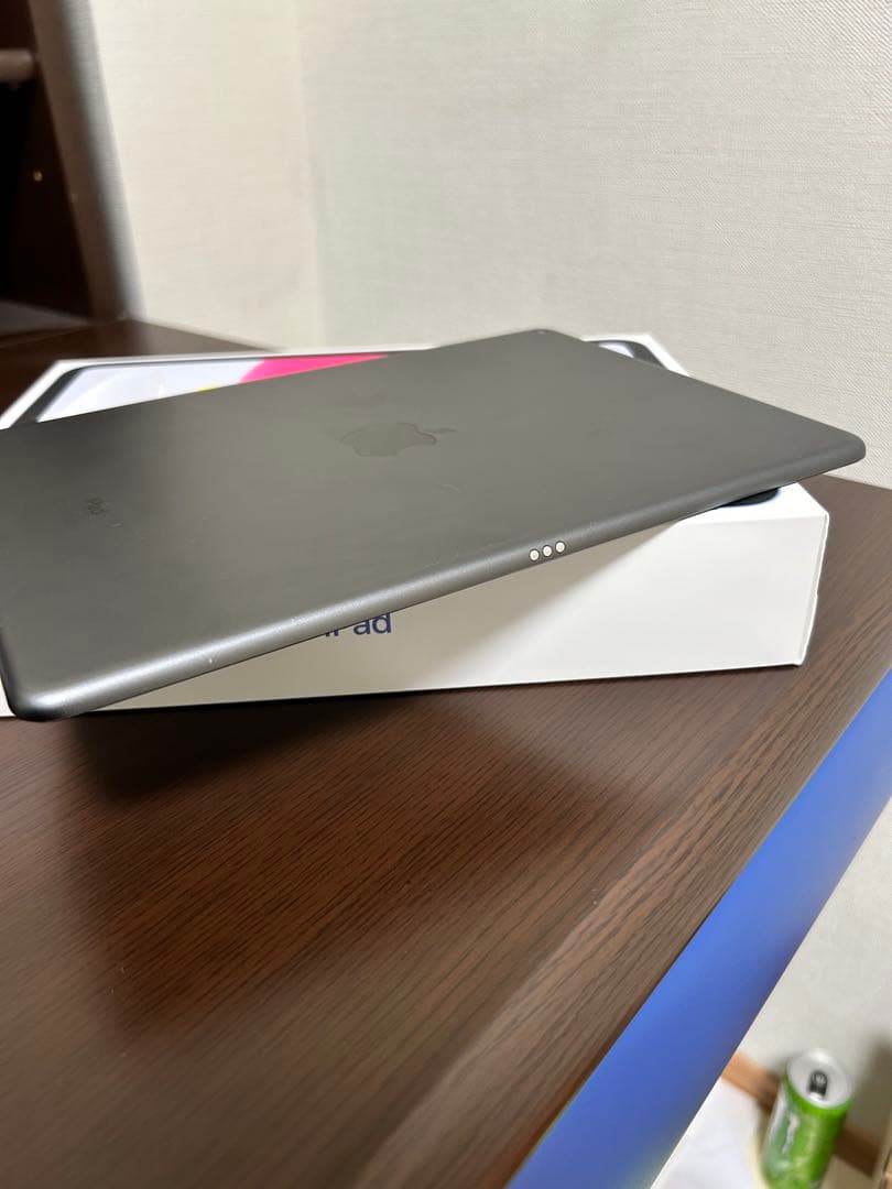 Apple iPad Air3 2種類のケース付き