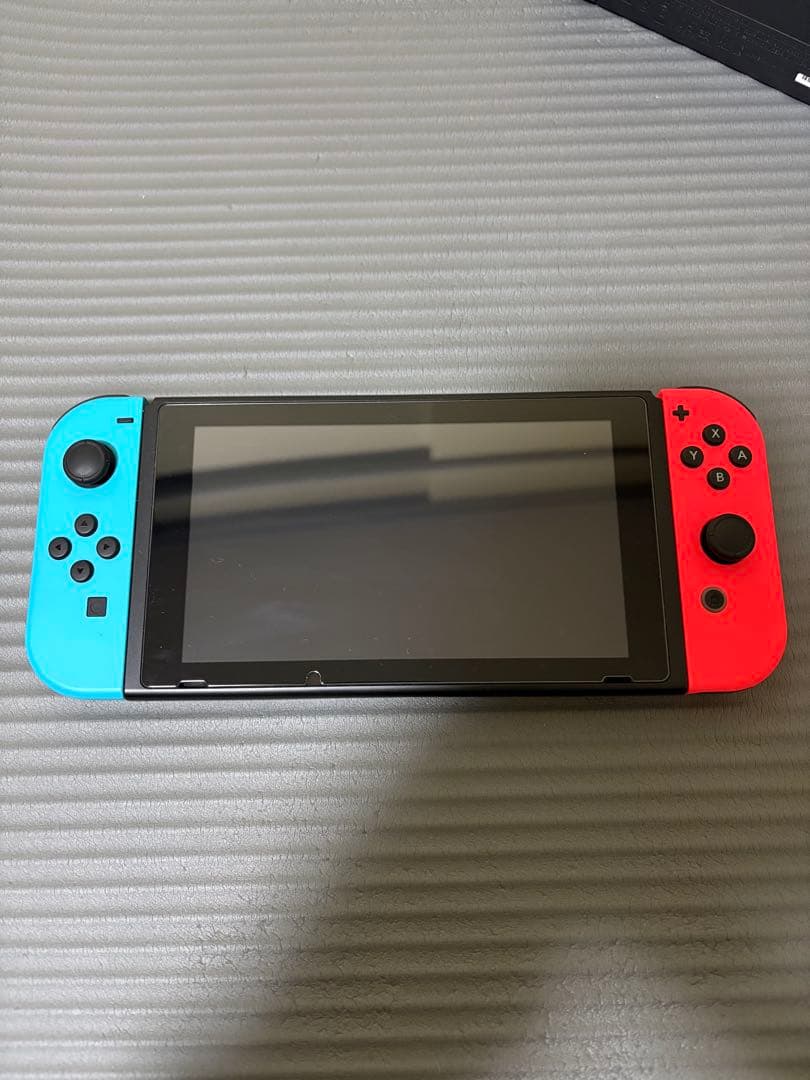 Nintendo Switch 本体 青/赤　コントローラー付