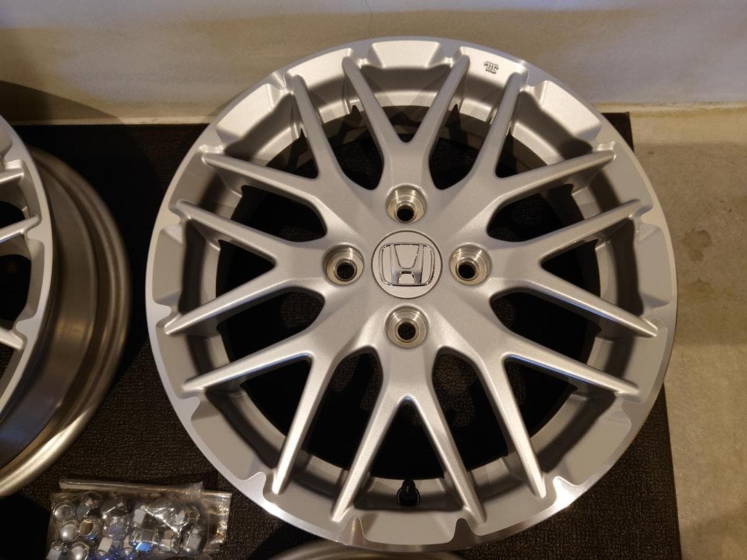 ホンダ　NBOX 純正 ホイール　美品
