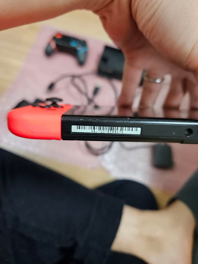 Nintendo Switch 本体 コントローラー付（箱無し）