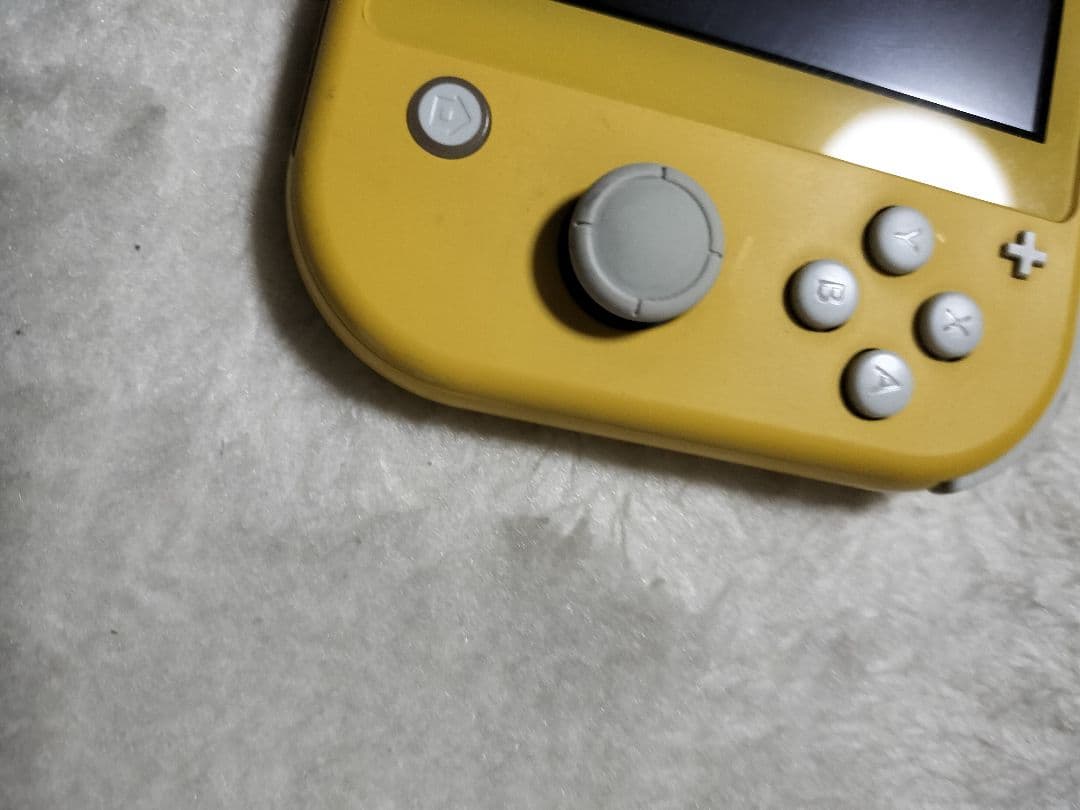 ジャンクNintendo Switch Lite イエロー不動品