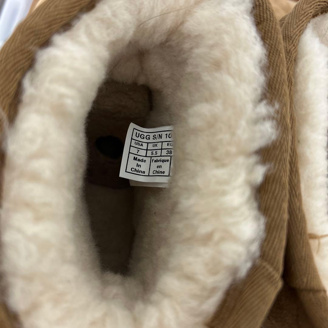 【新品・未使用】UGG ブーツ キルティング 24cm