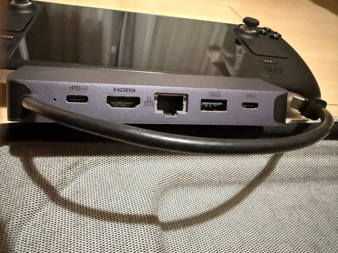 ​Steam Deck LCD 1TB カスタム多数（純正ドック・周辺機器付）